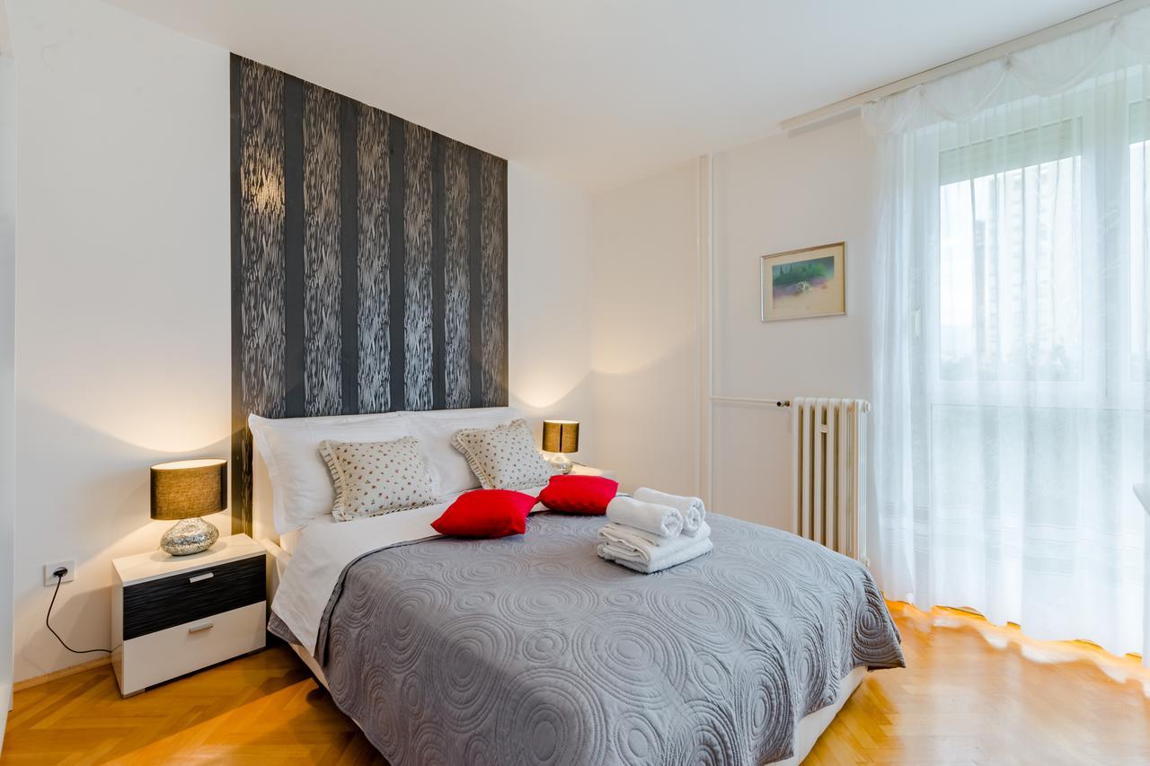 Apartment Anteo Split Bagian luar foto